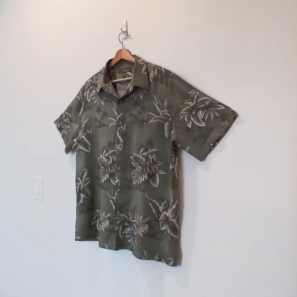 CROFT & BARROW HAWAIIAN SHIRT - Picture 4 of 11
